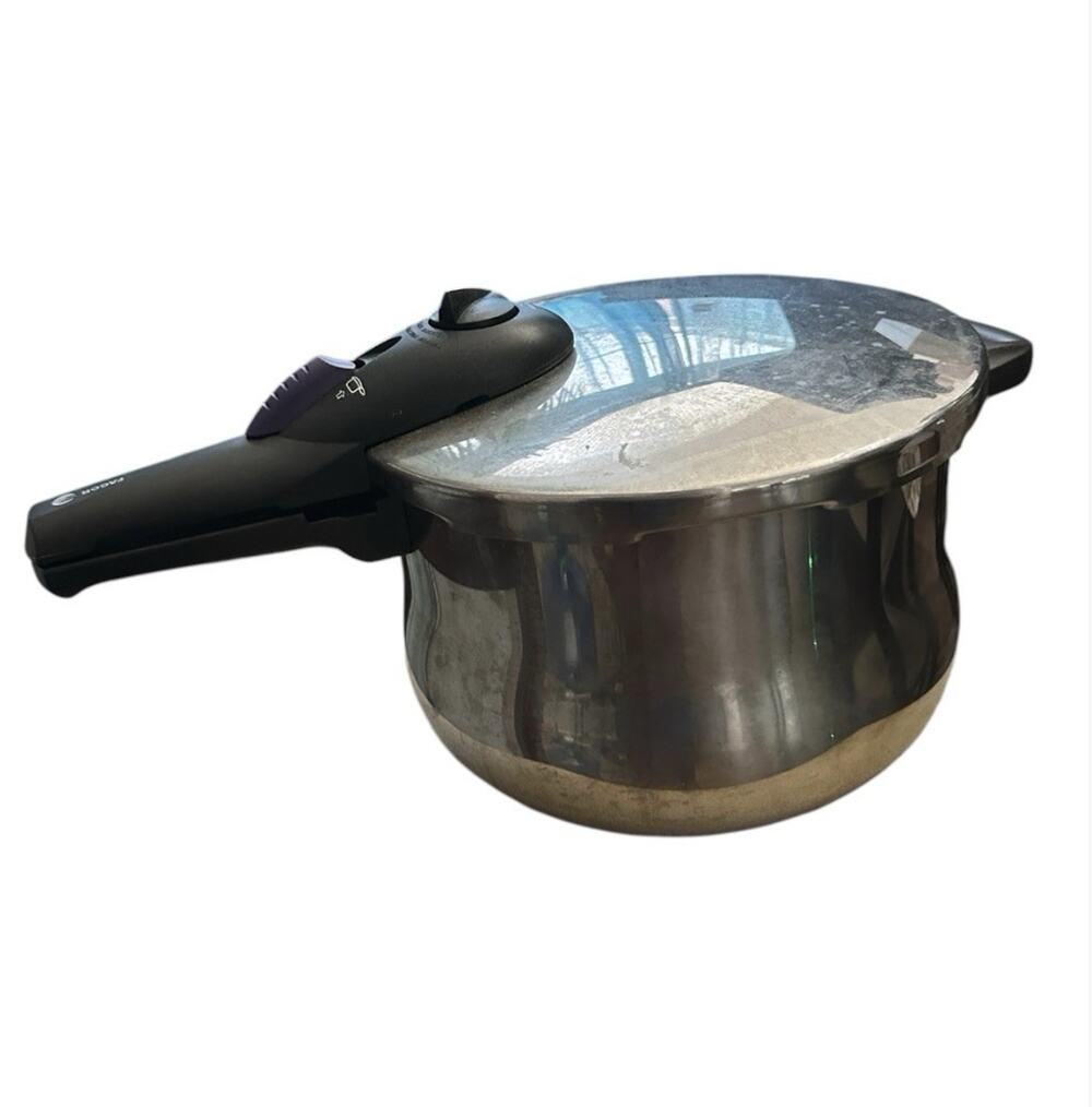 Fagor Splendid 8L Pressure Cooker Stainless Steel & Purple Vitro-Induction